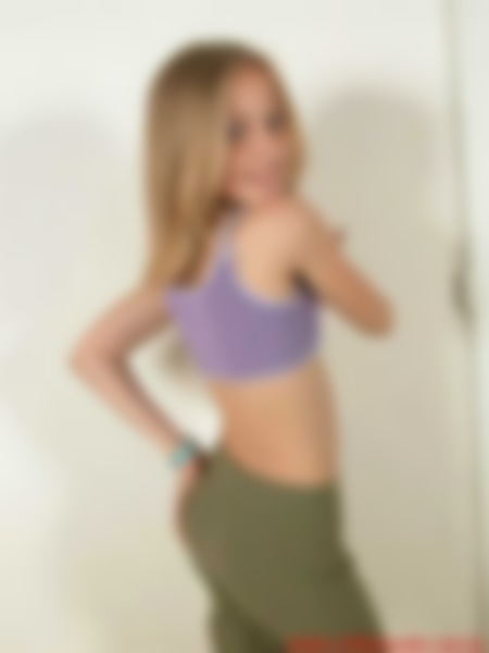 00alissa-02.jpg