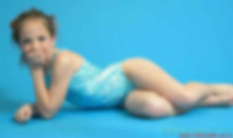 bluegymsuit22.JPG