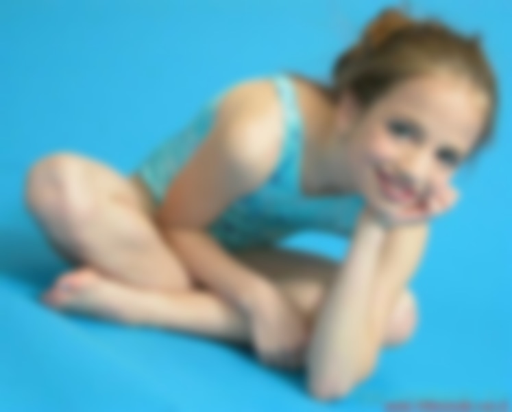 bluegymsuit33.JPG