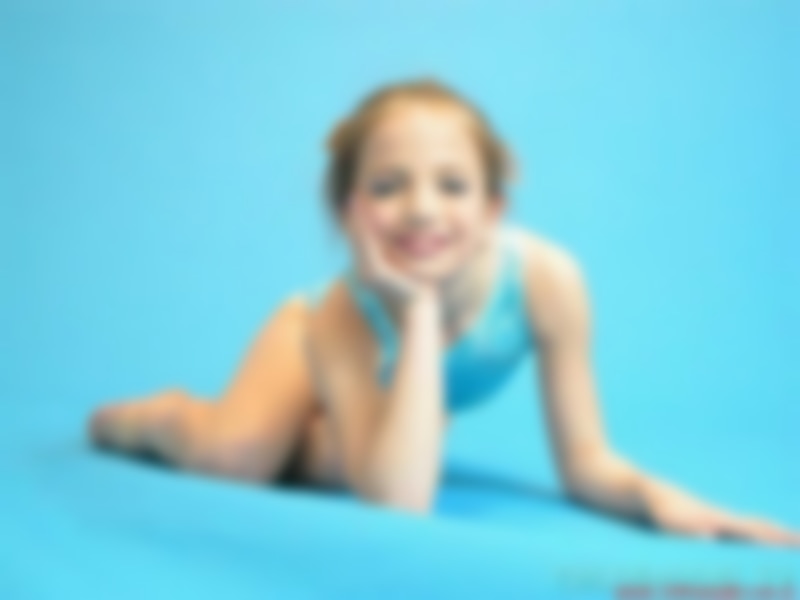 bluegymsuit38.JPG