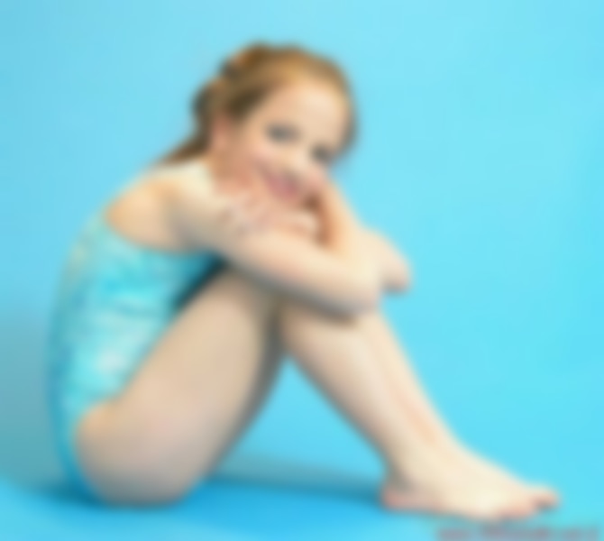 bluegymsuit42.JPG