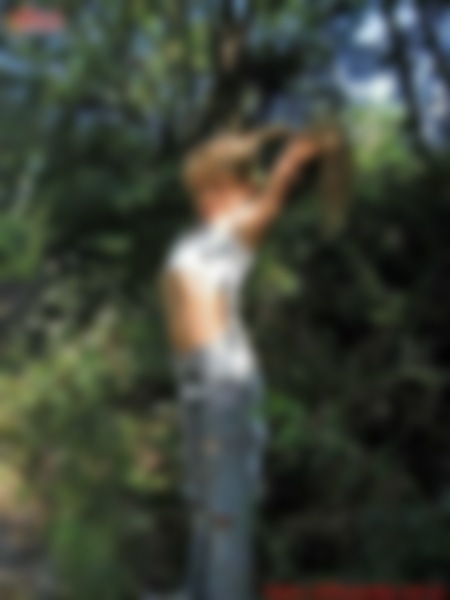 011.jpg