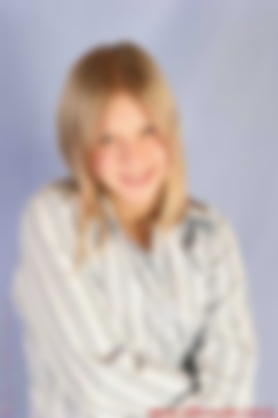 maxine-001-003.jpg