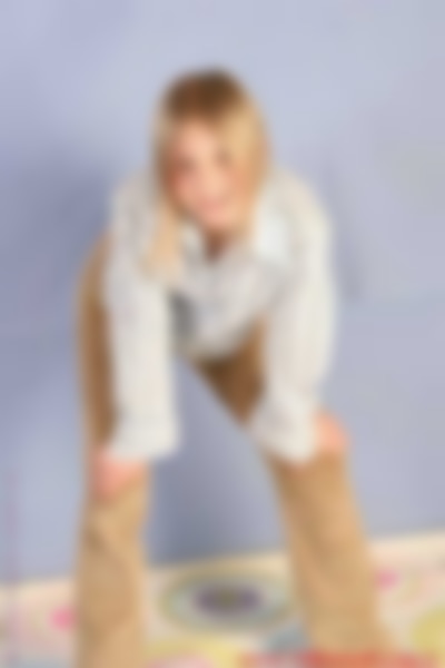 maxine-001-011.jpg
