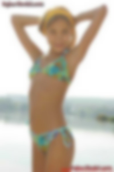 Kylee-Model_set01_007.jpg