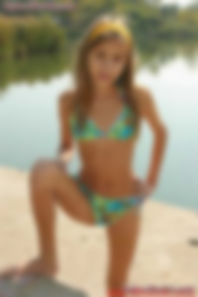 Kylee-Model_set01_012.jpg