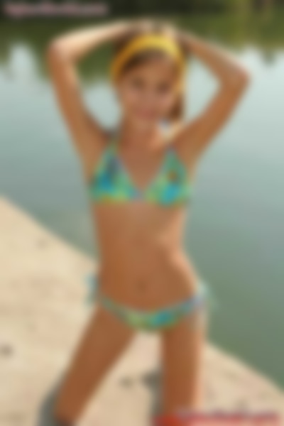 Kylee-Model_set01_035.jpg