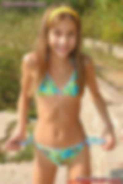 Kylee-Model_set01_052.jpg