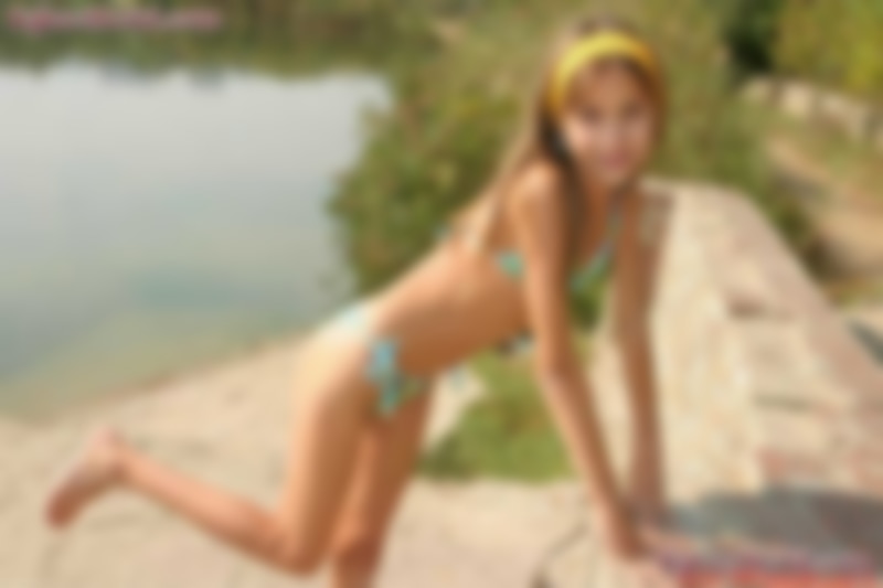 Kylee-Model_set01_060.jpg